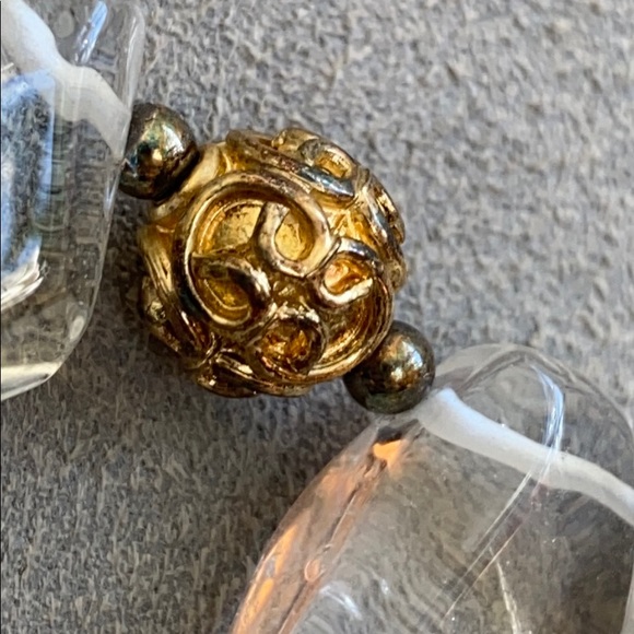 Clear & Gold Beaded Necklace - Picture 4 of 8